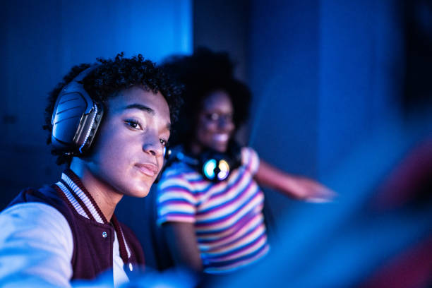 Explore unknown territories while enjoying a virtual strategy game